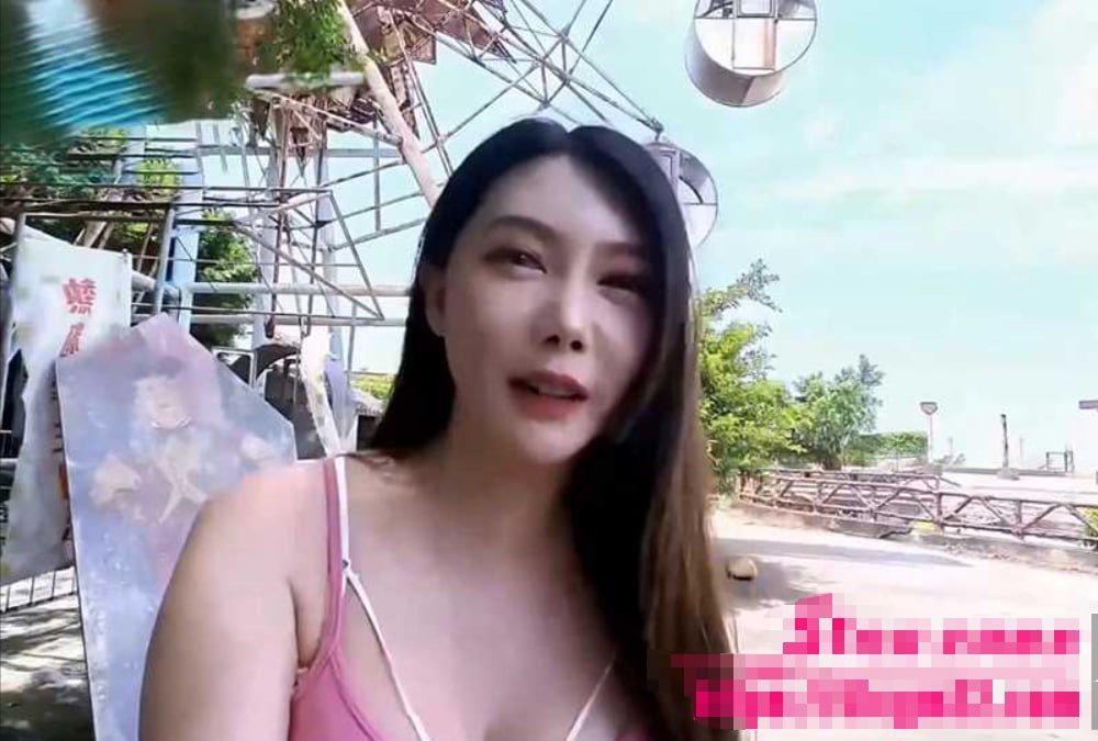 老板揉搓秘书丰满大乳メイリン モデルコレクション メイ-高清完整版